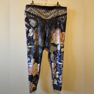 Oraki Leggings 1X Floral Print